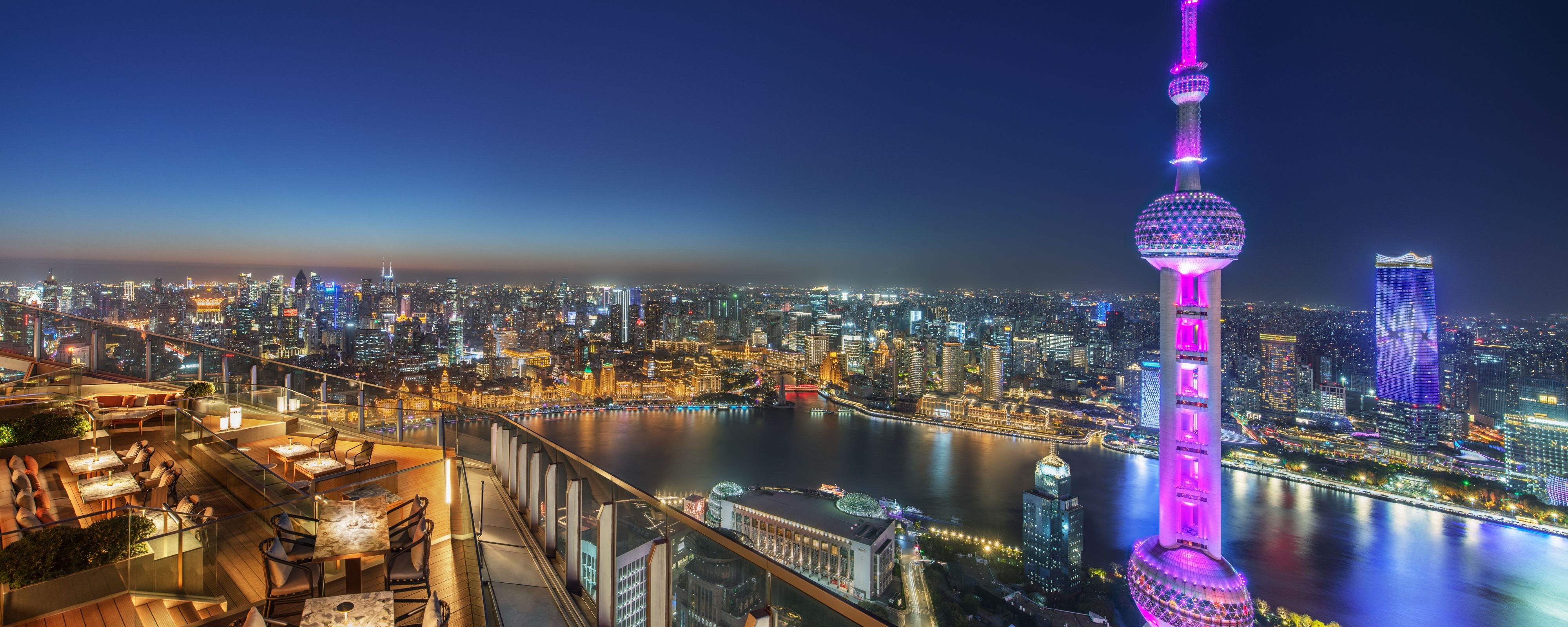 上海浦东丽思卡尔顿酒店