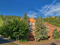 The St. Regis Aspen Resort