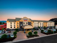 Fairfield Inn & Suites Kelowna