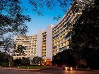 Lakeside Chalet, Mumbai - Marriott Executive Apartments