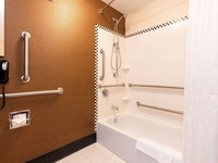 Fairfield Inn & Suites Bedford