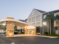 Fairfield Inn & Suites Brunswick