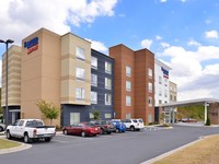 Fairfield Inn & Suites Calhoun