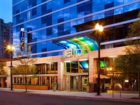 Aloft Chicago Downtown River North