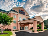 Fairfield Inn & Suites Emporia I-95