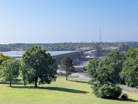 Renaissance Shoals Resort & Spa