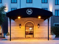 Sheraton Stonebriar Hotel