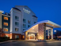 Fairfield Inn & Suites Greensboro Wendover