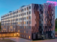X Hotel