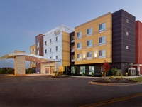 Fairfield Inn & Suites Locust Grove I-75 South