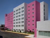 City Express Suites by Marriott Toluca