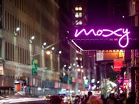 纽约时代广场 Moxy 酒店