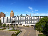 Sheraton Niagara Falls