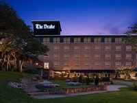 The Drake Oak Brook, Autograph Collection