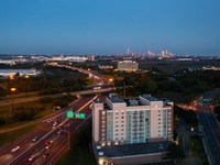 Renaissance Meadowlands Hotel