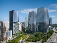 W São Paulo