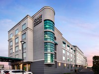 Four Points by Sheraton Hotel & Suites San Francisco Airport
