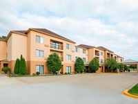 Courtyard Springfield