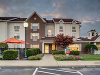 TownePlace Suites Cleveland Westlake