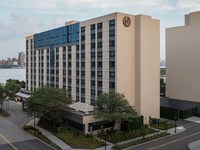Sheraton Lincoln Harbor Hotel