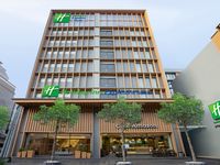 Holiday Inn Express & Suites Bangkok Central Pier