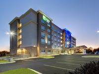 Holiday Inn Express & Suites Charlotte Southwest