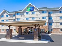 Holiday Inn Express & Suites Fredericton