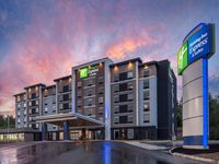 Holiday Inn Express & Suites Moncton