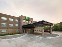 Holiday Inn Express & Suites Portage