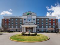 Holiday Inn Express & Suites Terre Haute