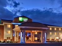 Holiday Inn Express & Suites Albuquerque Airport