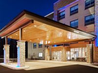 Holiday Inn Express & Suites Chicago North Shore - Niles