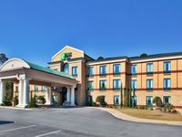 Holiday Inn Express & Suites Macon - I-475