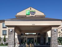 Holiday Inn Express & Suites Logan