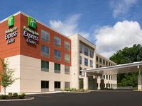 Holiday Inn Express & Suites Kingsland I-95-Naval Base Area