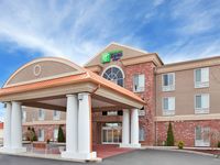 Holiday Inn Express & Suites Farmington
