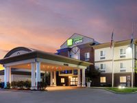 Holiday Inn Express Warrenton