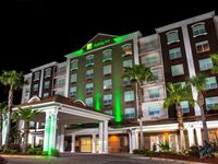 Holiday Inn & Suites Lake City