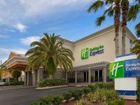 Holiday Inn Express Jacksonville Beach