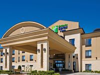Holiday Inn Express & Suites Wichita Falls