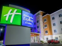 Holiday Inn Express & Suites Raymondville