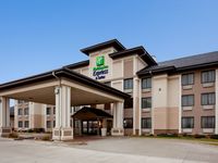 Holiday Inn Express & Suites Worthington