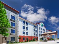 Holiday Inn Express & Suites Dallas Lewisville