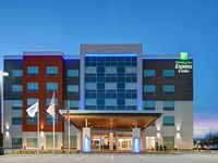 Holiday Inn Express & Suites Houston Memorial - City Centre