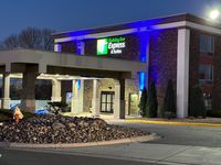Holiday Inn Express & Suites Eden Prairie - Minneapolis