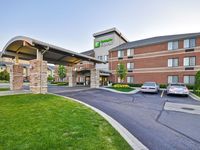 Holiday Inn Express Romulus / Detroit Airport