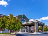 Holiday Inn Express & Suites Salisbury - Delmar