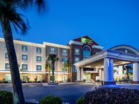 Holiday Inn Express & Suites Florence I-95 @ Hwy 327