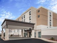 Holiday Inn Express & Suites Providence-Woonsocket