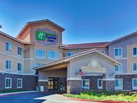 Holiday Inn Express & Suites Beaumont - Oak Valley